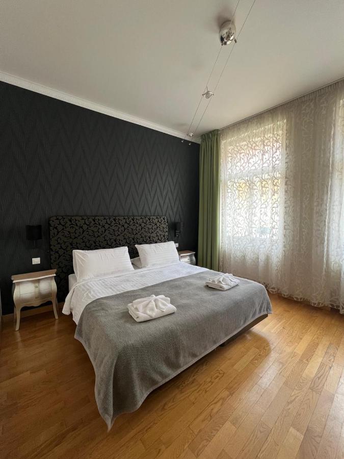 Dolce Vita Suites Boutique Прага Экстерьер фото